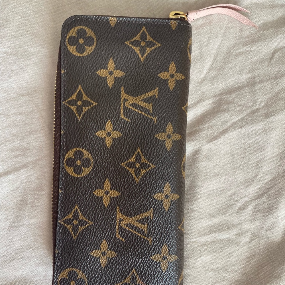 Louis Vuitton Clemence wallet in Rose Ballerine authentic - Picture 3 of 16